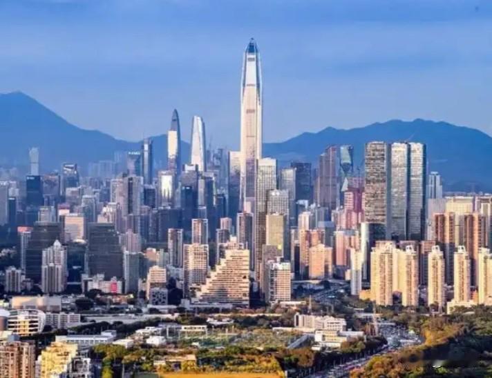 深圳在你眼里是个什么样的城市?深圳是一个非常具备现代化的城市，尤其是在科创上表现