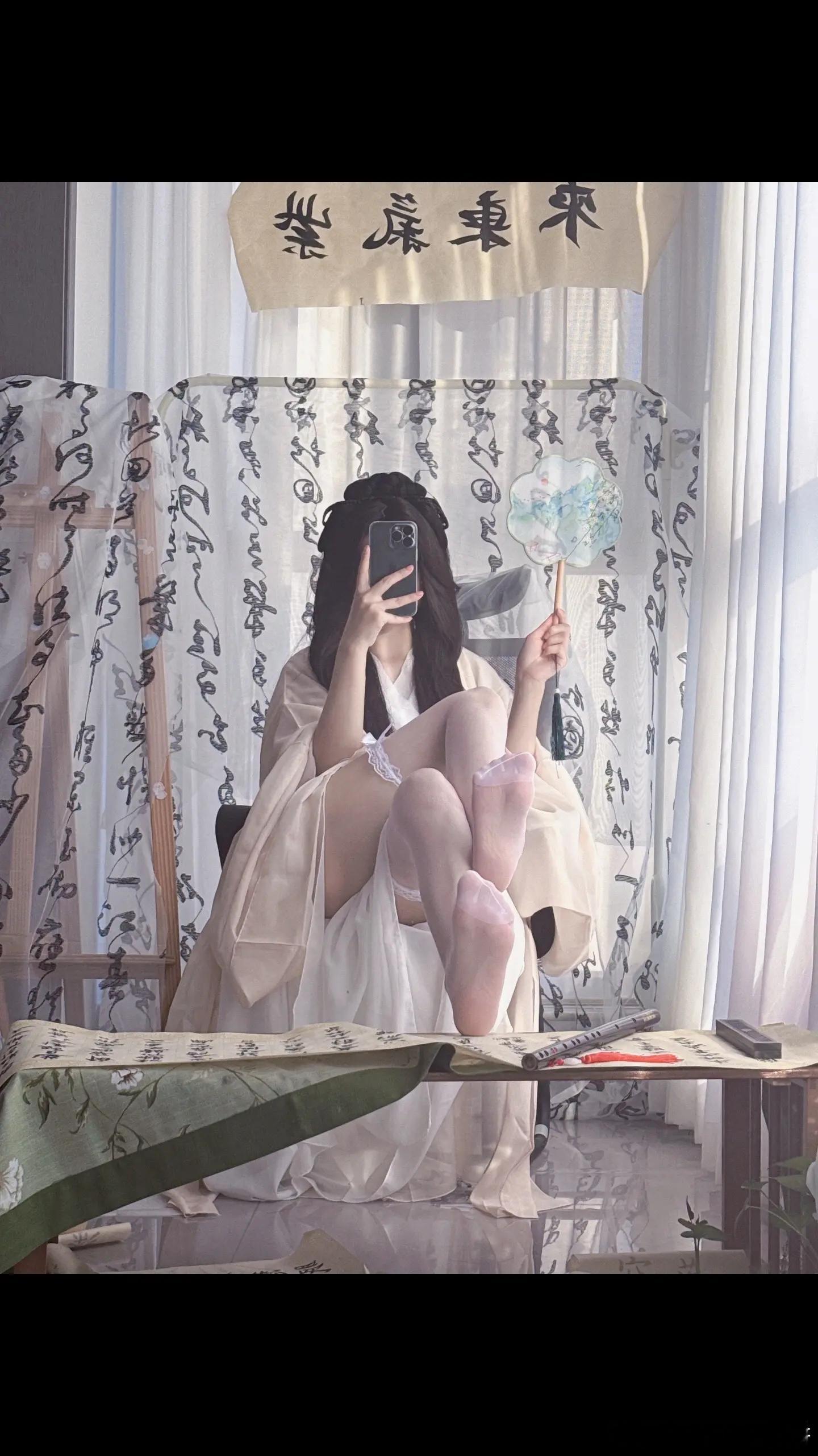 汉服配白丝～古韵古风～ ​​​