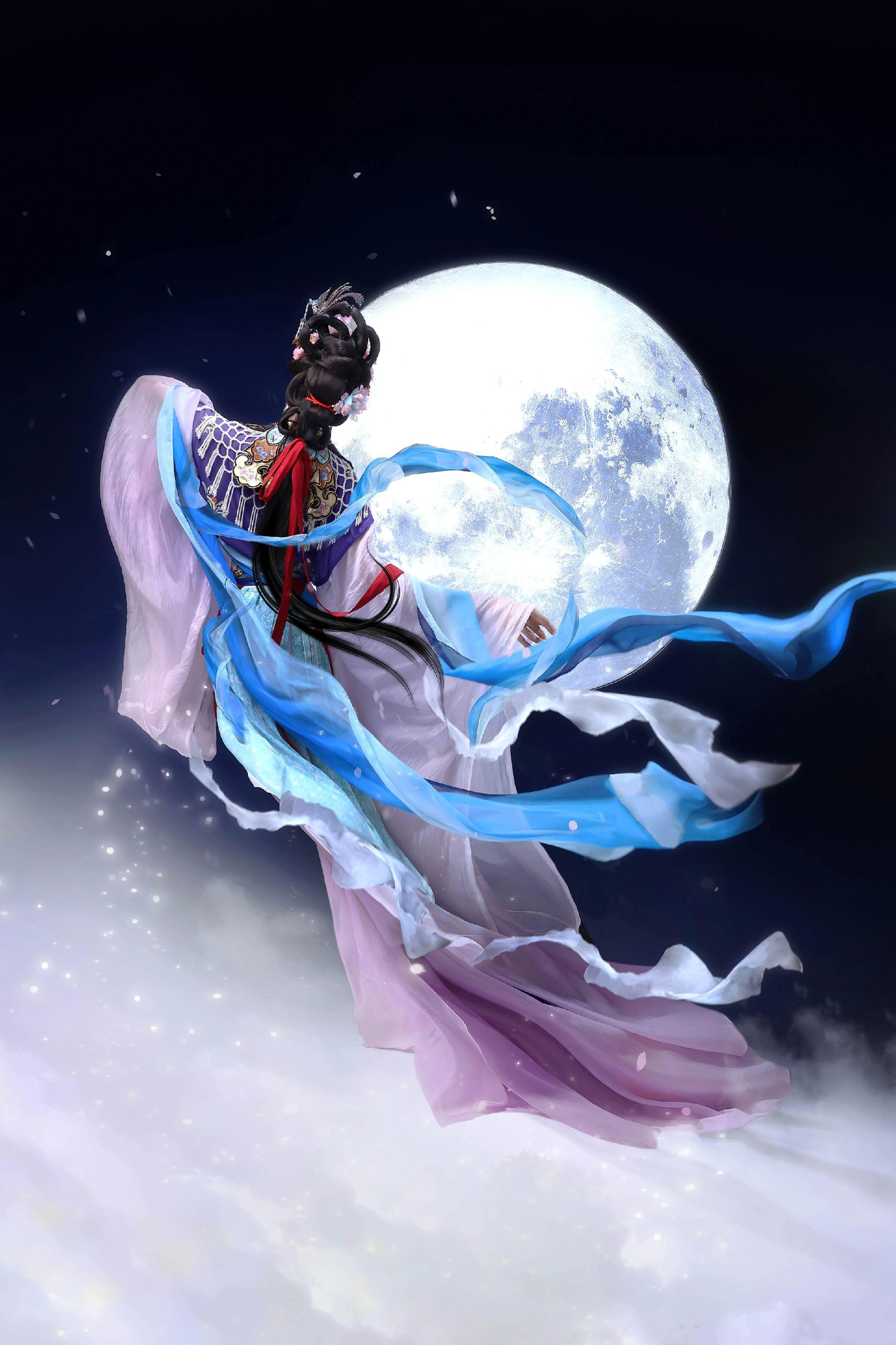 嫦娥应悔偷灵药，碧海青天夜夜心。今年的嫦娥仙子也飞起来啦，五颜六色的古...