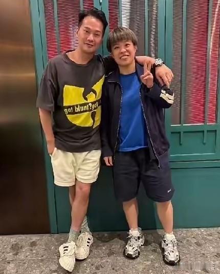 王艺迪的男友？只是传闻，没有人官宣。王艺迪只是说：感情的事，未来一切皆有可能。