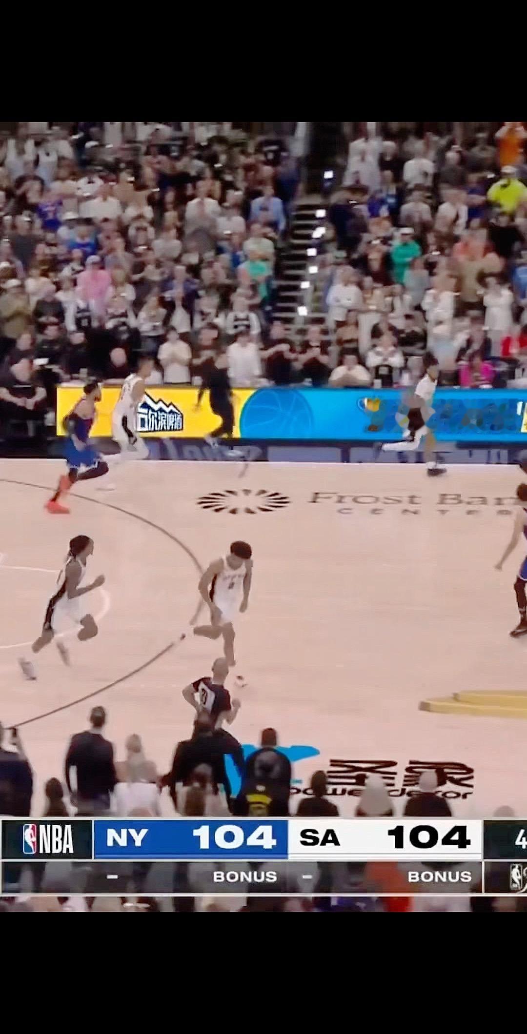 马刺还是太年轻了！比赛到最后时刻，文班竟然出现关键致命失误！NBA总决赛 尼克斯