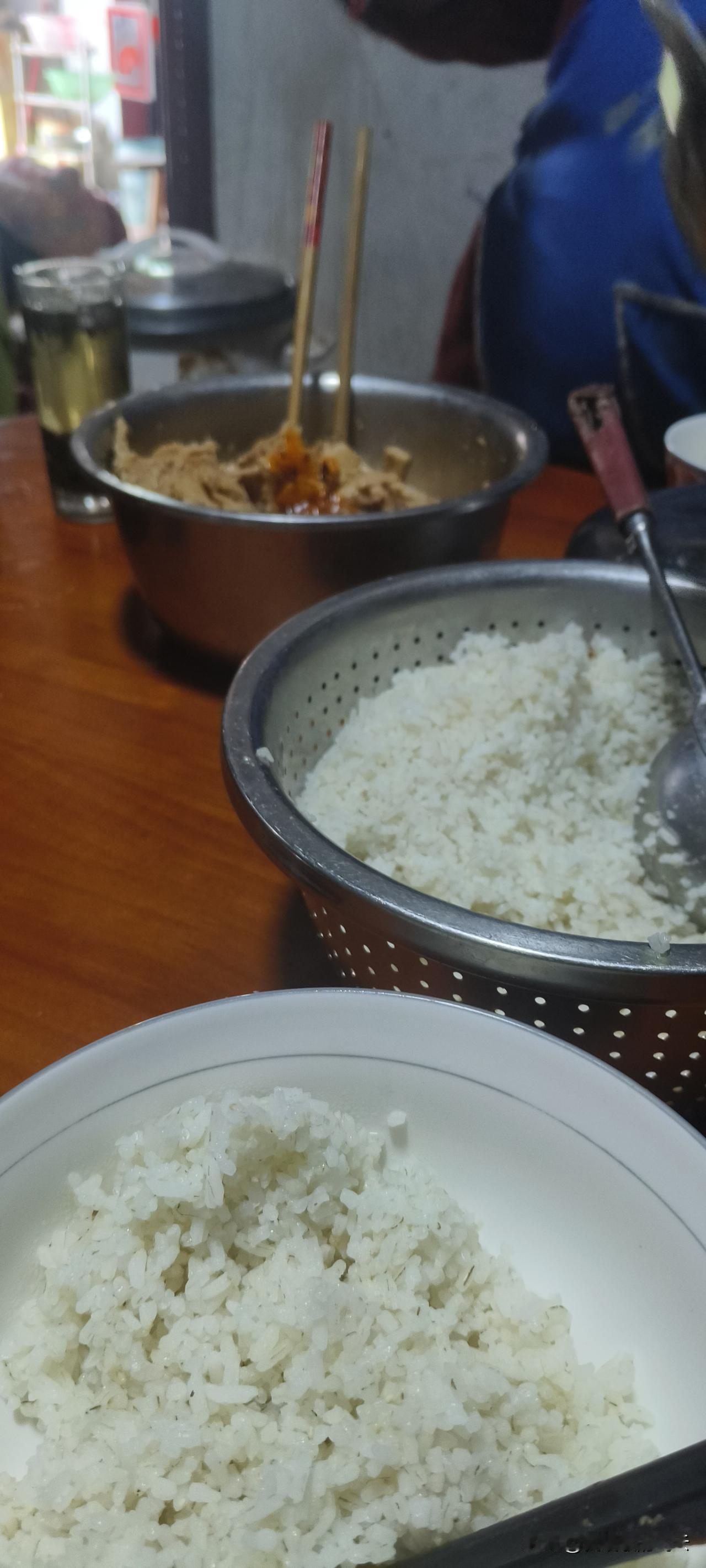 人啊这一辈子并不容易！尤其到了中年，有的疾病悄然降临，一旦感觉身体不舒服，一定要