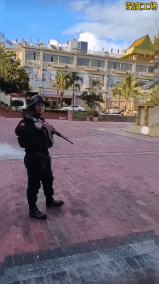 缅军丧失斗志，果敢同盟军继续向老街市区前进，周围都是富丽堂皇的建筑物。有消息称敏