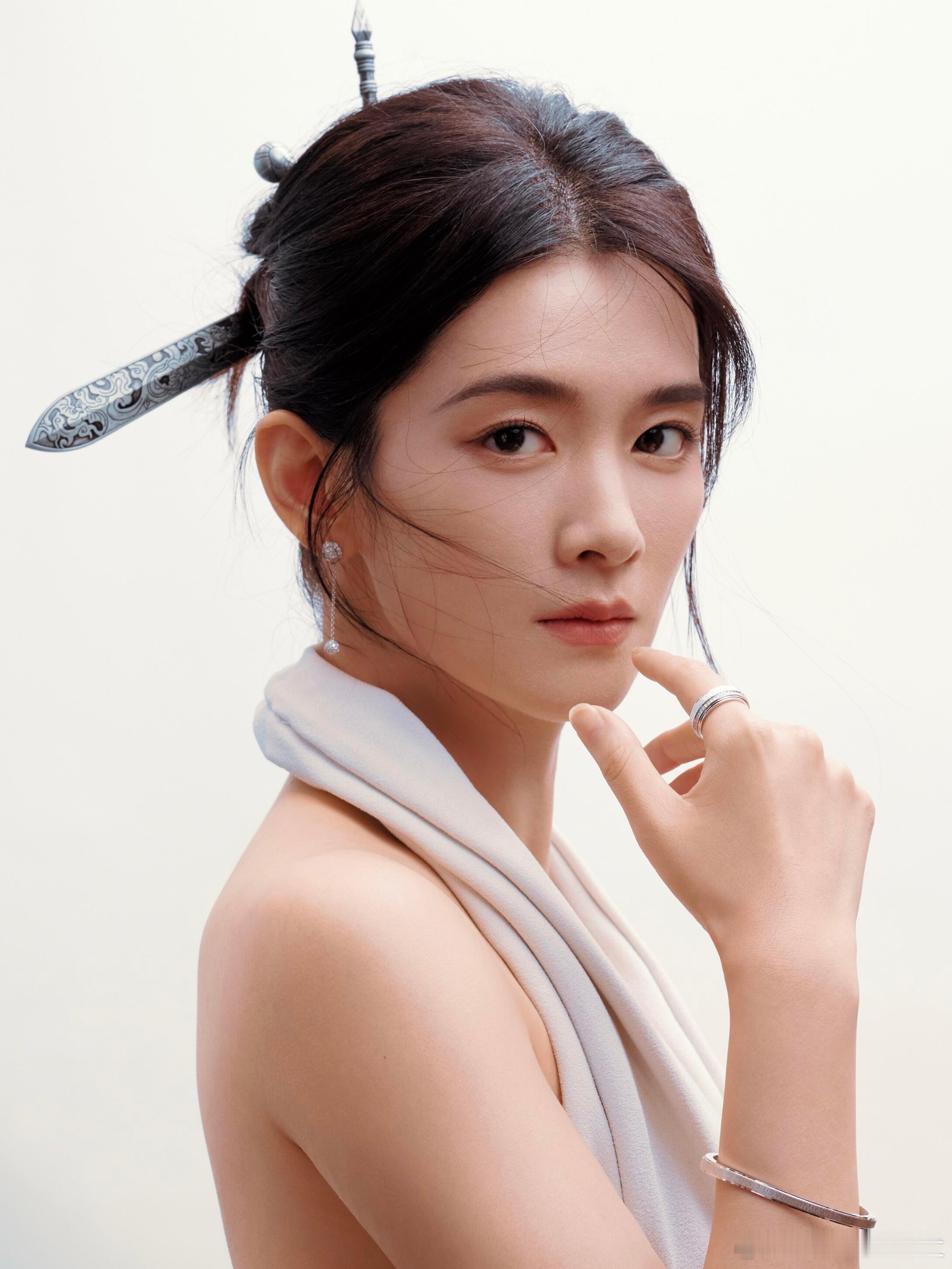 陈昊宇 