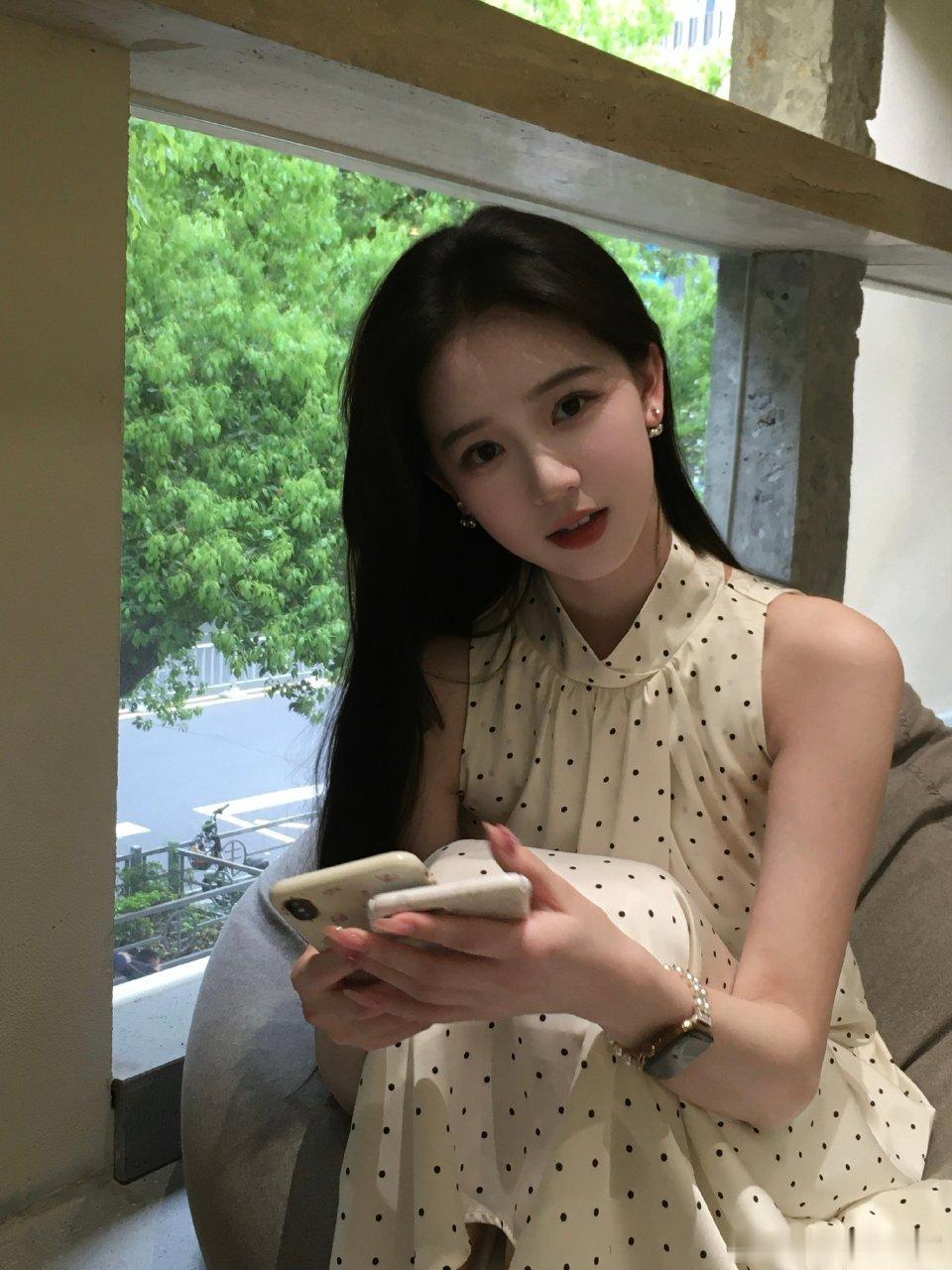 银之杰回应被立案调查传闻突发小作文砸盘，银之杰盘中大跌近19%，收盘跌超15% 