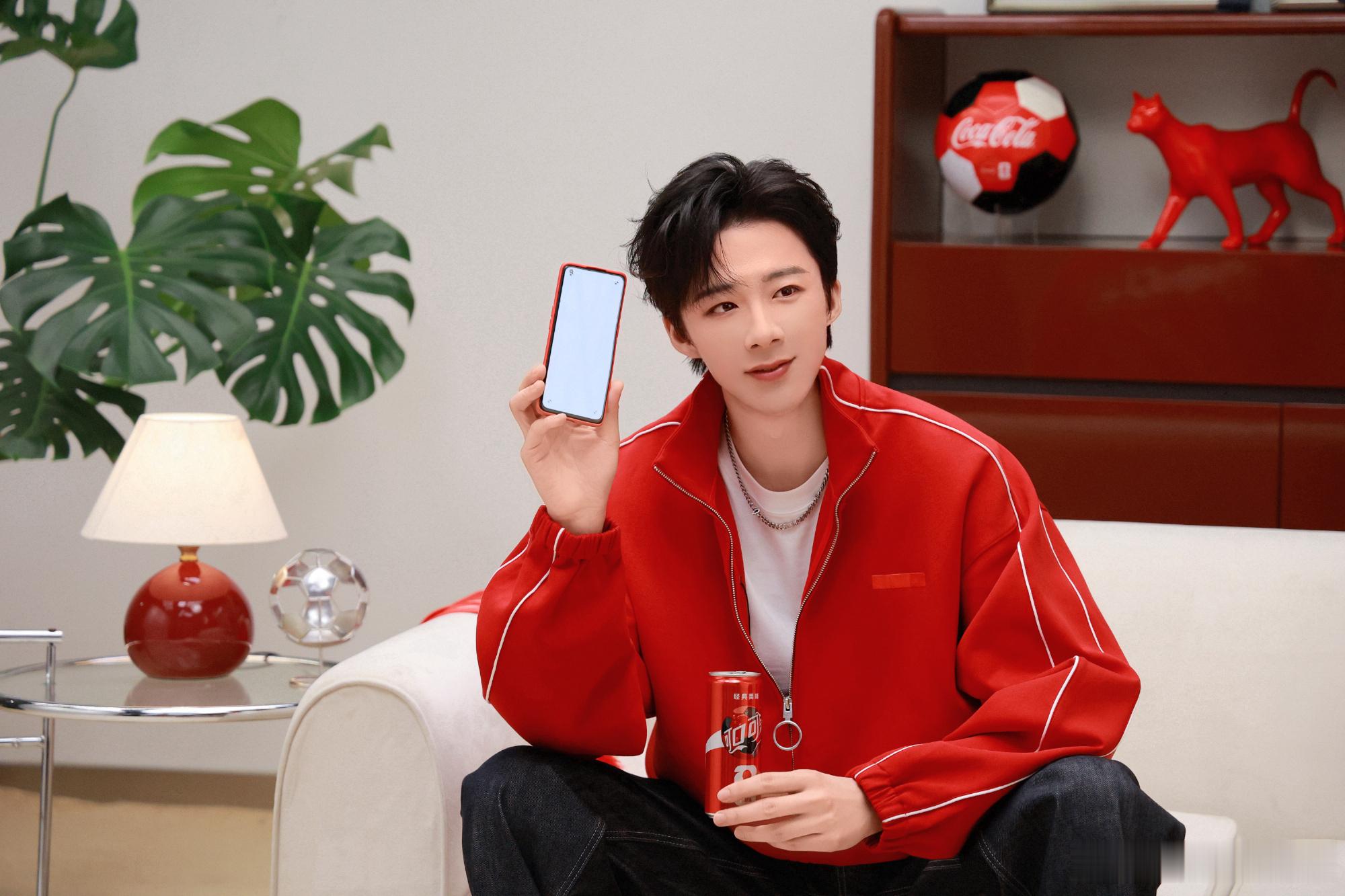 刘宇宁肯德基品牌代言人 | 刘宇宁京东新锐代言人 | 摩登兄弟刘宇宁，吟诵诗千卷