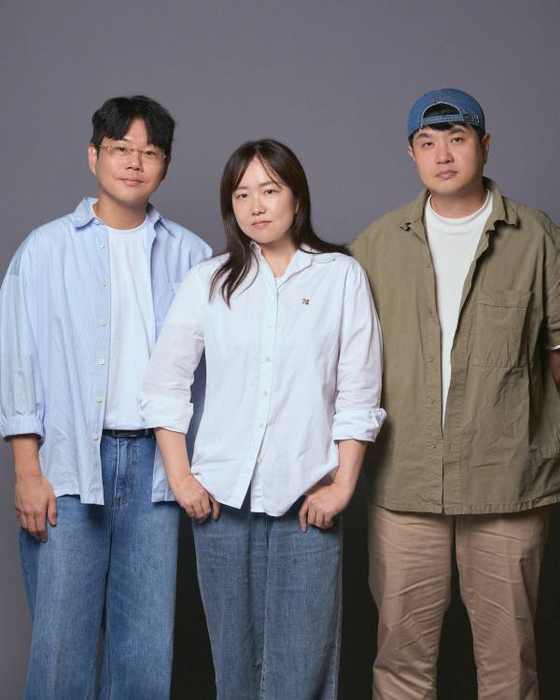 【韩国母单恋综节目组透露：男嘉宾在允已经和年上对象开始初次恋爱】海外新鲜事热点现