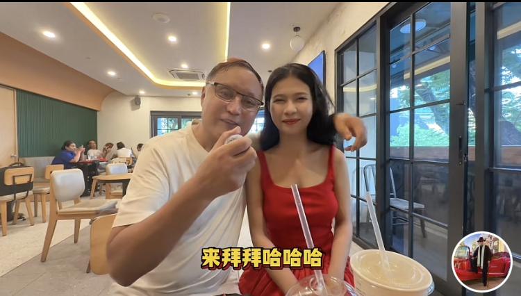 包哥画饼充饥？
        包哥昨日的视频和娜娜在一起聊天，这个娜娜虽然家住