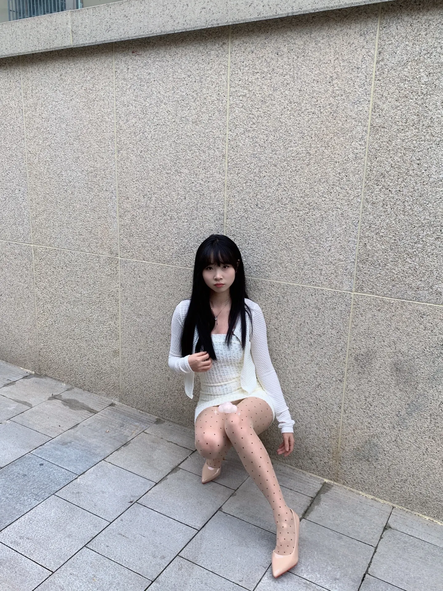 感情问题就不要发朋友圈了吧 笑的人睡不着觉 还有 你分享的歌我没vip听不了