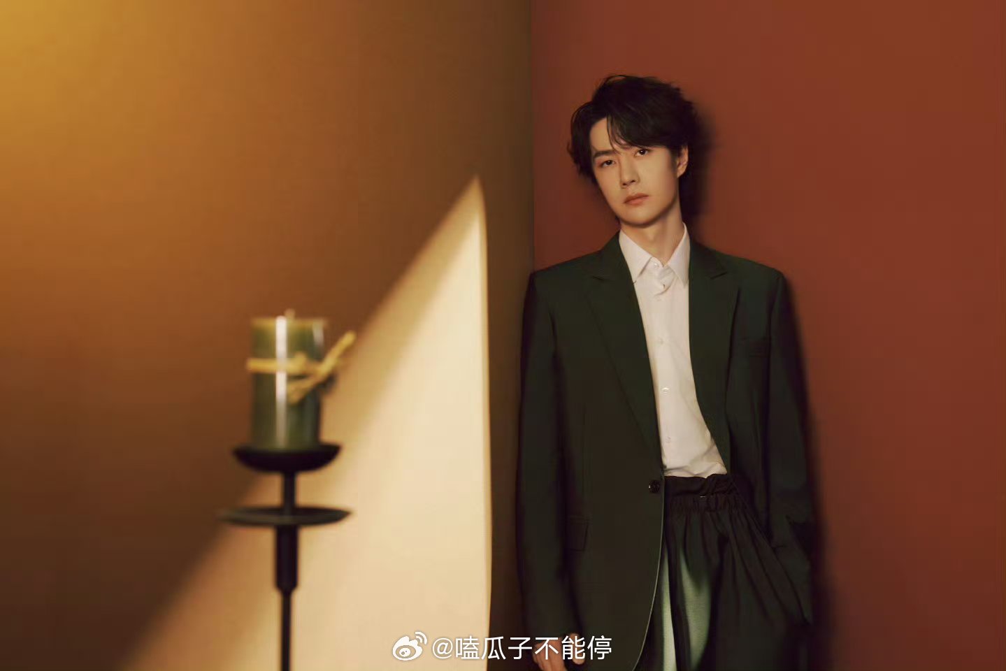 王一博元宵节营业照🈶 