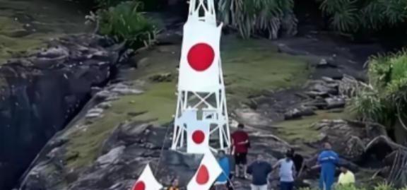 很多人问：“中国为什么不趁着中日冲突，把日本在钓鱼岛上的灯塔拆了？”其实不是不想