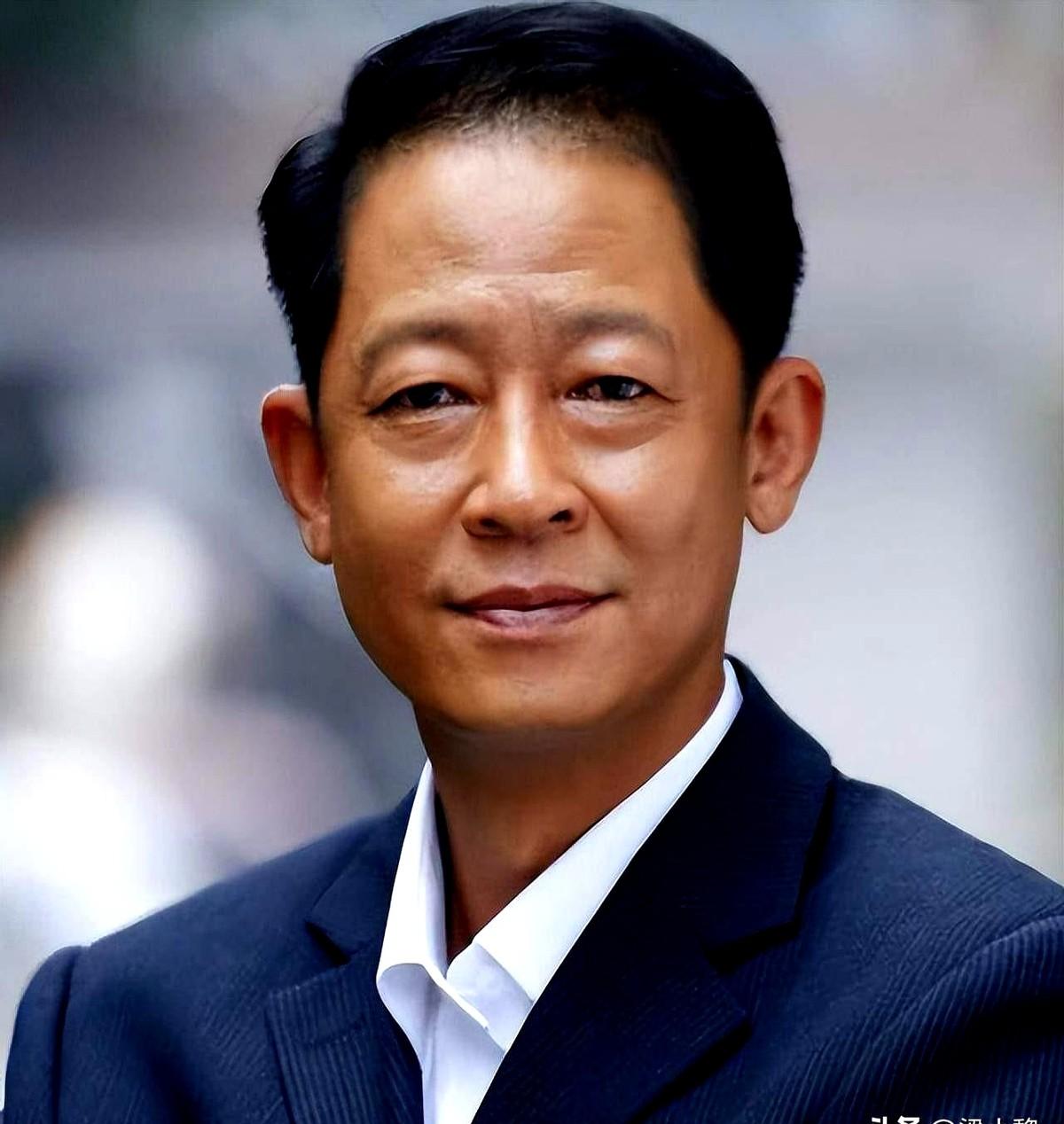 “广告？不接！”王志文一句话，把网友整破防。

理由超简单：怕产品翻车砸招牌。