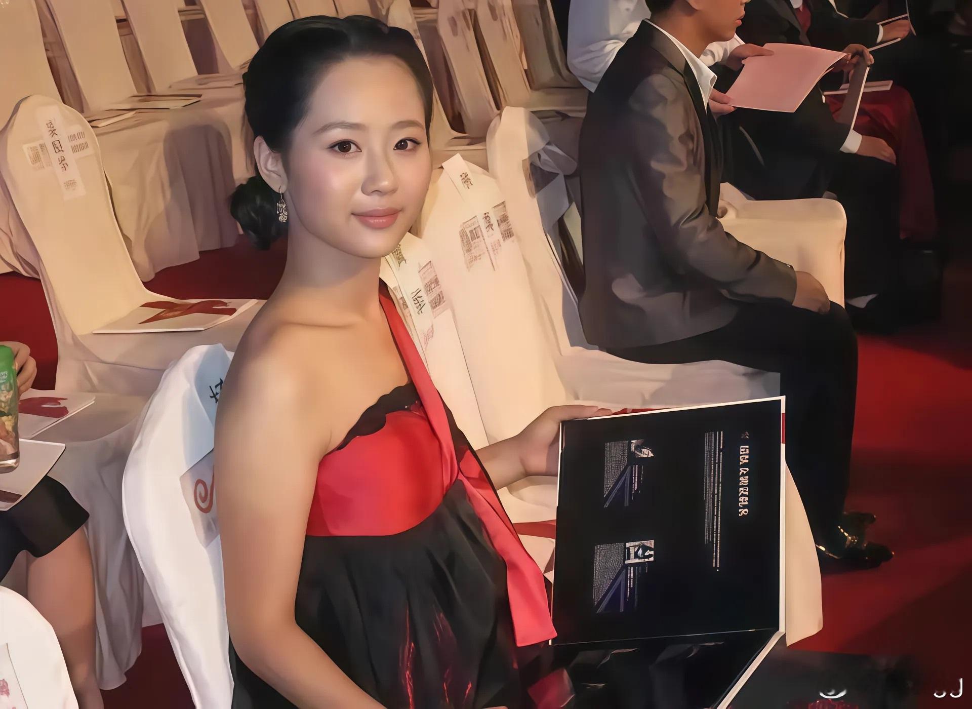 “对视的瞬间 你只属于我” 杨紫生命树白菊 ​​​