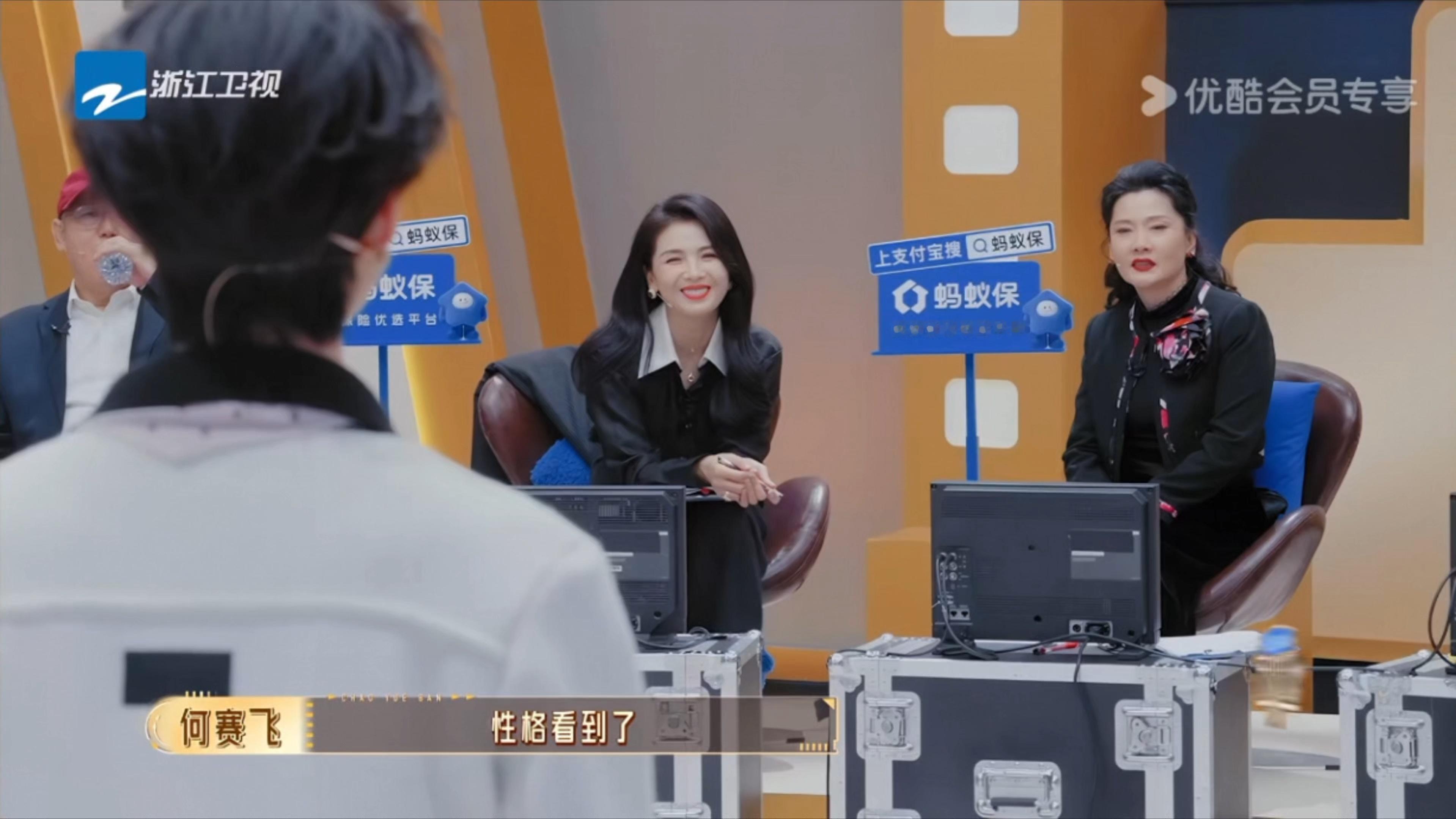 好喜欢这几秒！刘涛笑得好开心！心软得一塌糊涂！ 