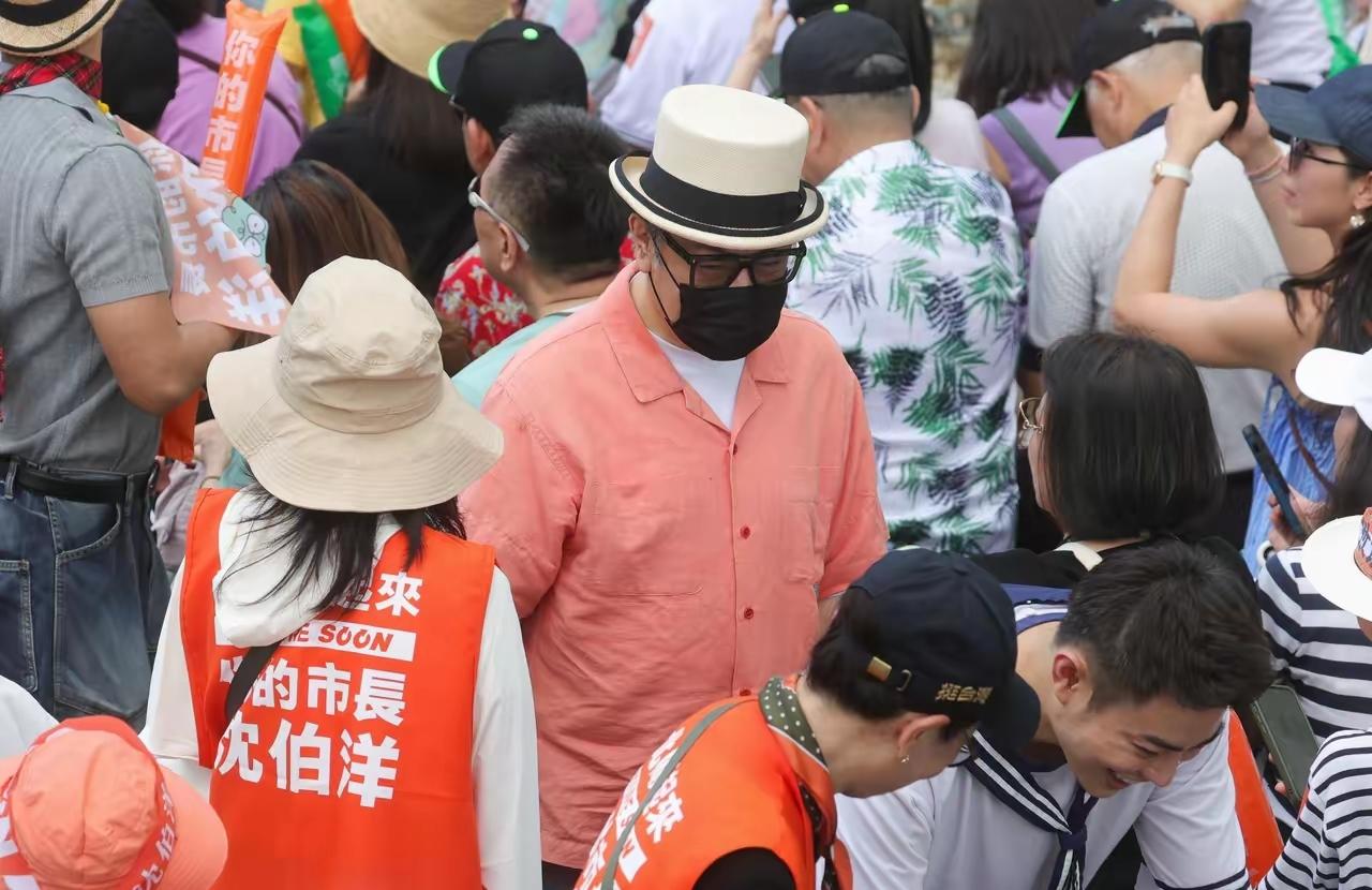 蔡康永只不过是台湾众多明星、商人和政客的一个代表而已，台湾那些说中国大陆好的，甚