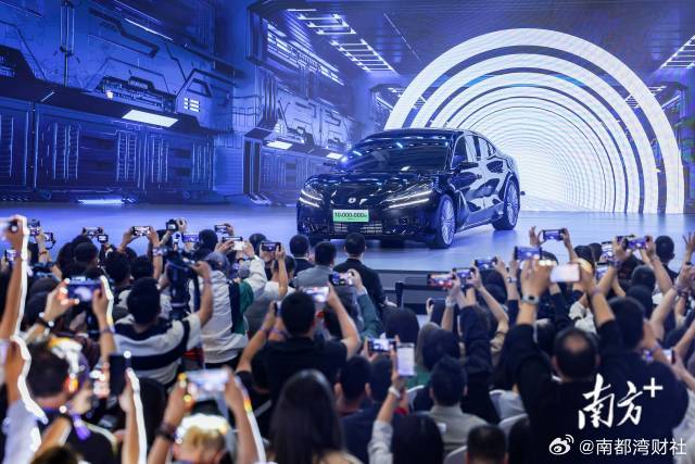 【支持老旧小区加装电梯、新增智能眼镜品类，广东“国补”来了】#广东国补新变化##