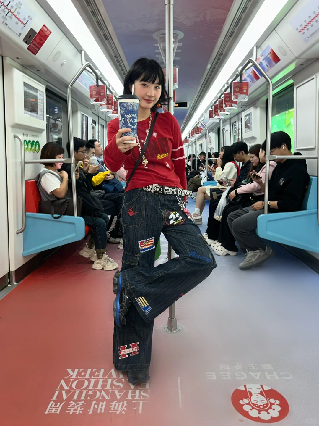 姬姐的地铁时装周也太好拍啦