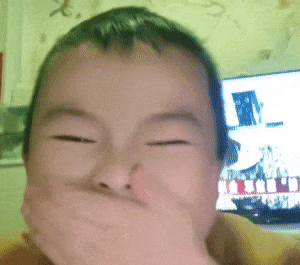 养猫的坏处也是给我体验到了被二皇子咬坏了我的充电线还是我买的两米长很好用的唯一一