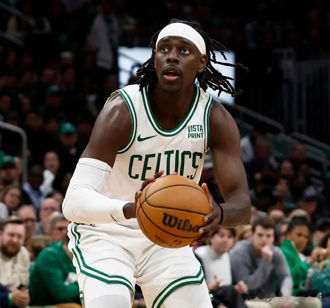 朱·霍勒迪今天打出了职业生涯最佳的一场比赛：

26 分
11 篮板
4 助攻
