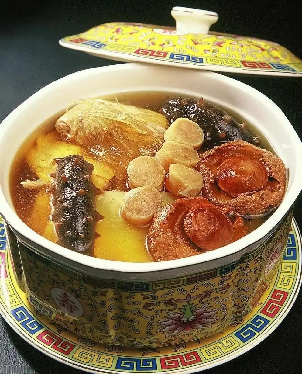 盛夏傍晚，浓烈大餐。 南京