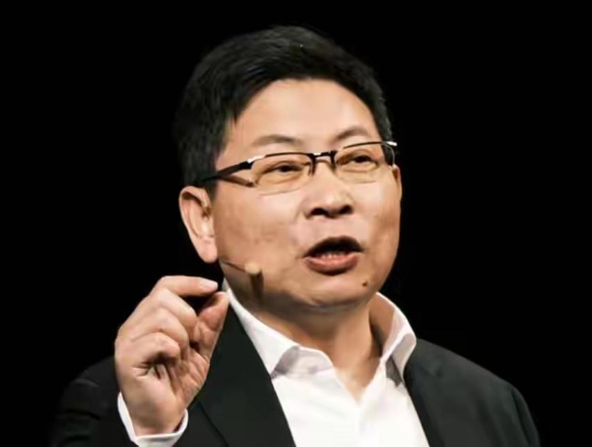 余承东当年说的话，大家还记得到吗？
一个手握全球最多5G专利的公司，一个在5G标