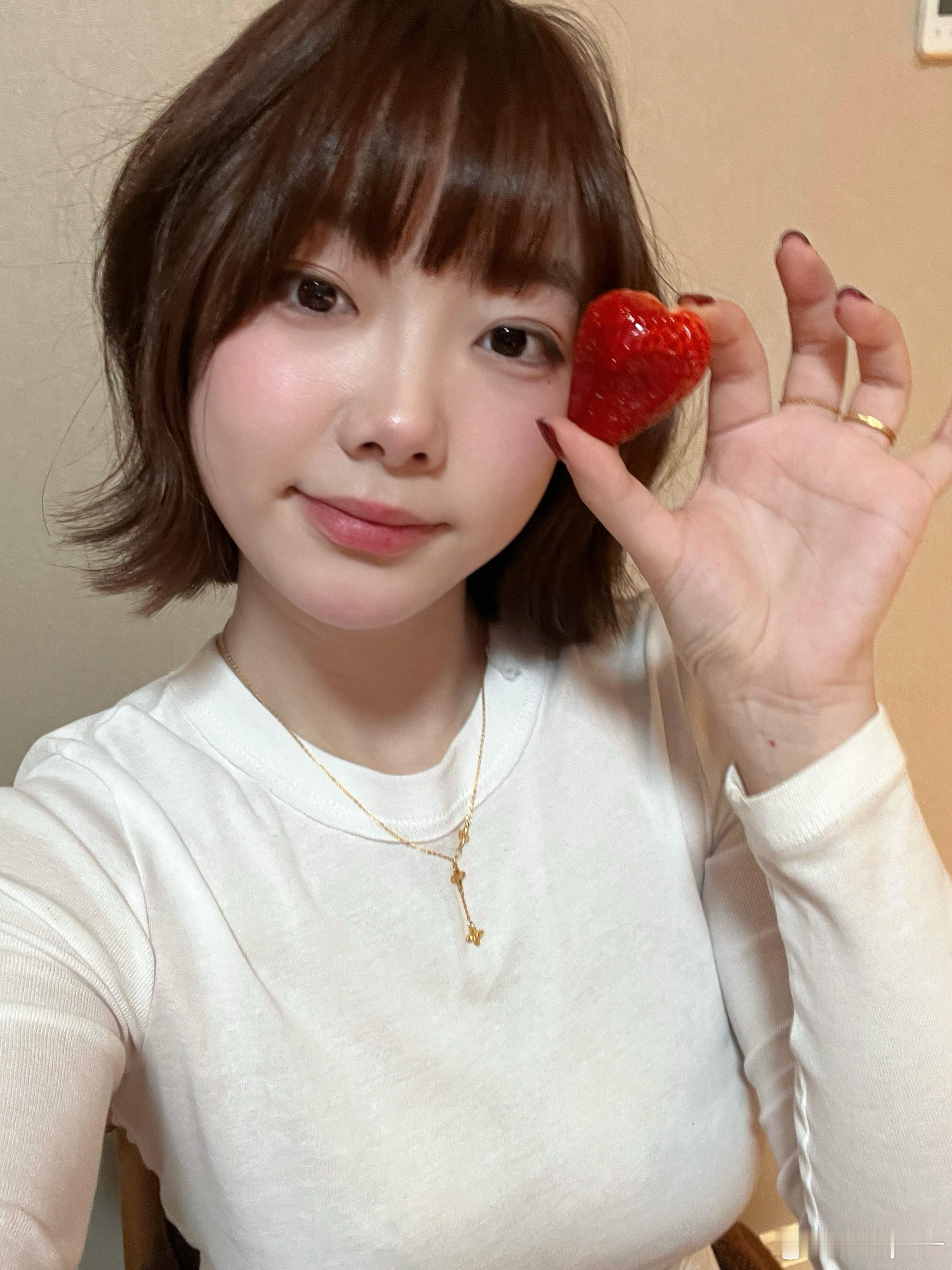 新发型怎么样啊🍓 