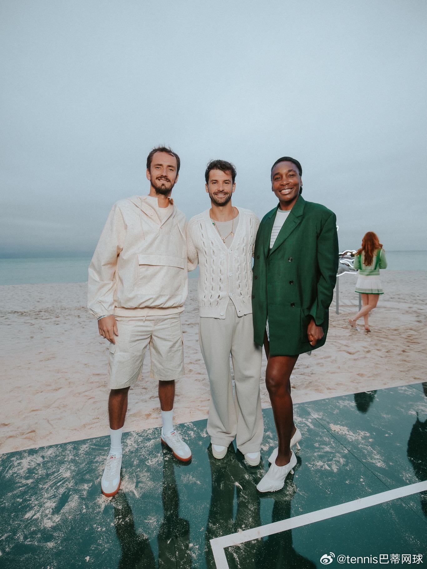 梅总自信😎放光芒最近状态回暖，梅总也愈发意气风发；鳄鱼🐊品牌三人组，梅总气质