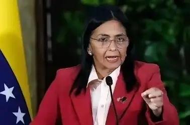 委内瑞拉代理总统强烈谴责针对总统特朗普及其妻子梅拉尼娅的袭击未遂，她称对于那些维