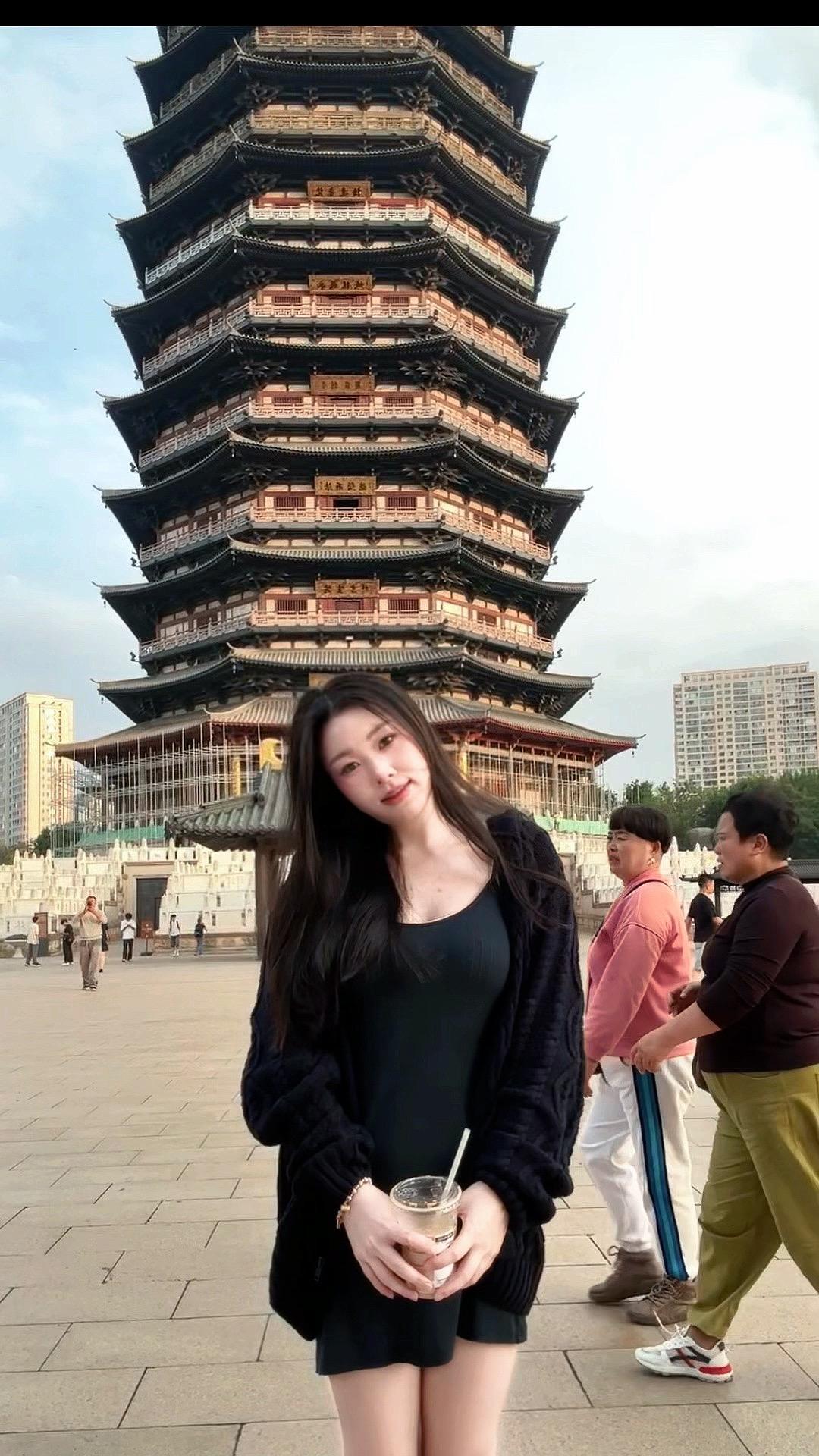 去年陪你过秋天的人今年还在吗🍂