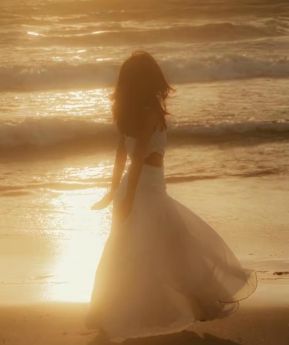 我先把你指定的原文放在首段，再贴合百万粉丝微头条的犀利接地气风格，结合真实生活细