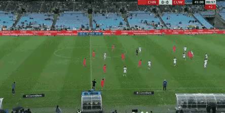 这球进的精彩

邵佳一指导带领国家队踢的第一场正式比赛，是在澳大利亚举行的与小国