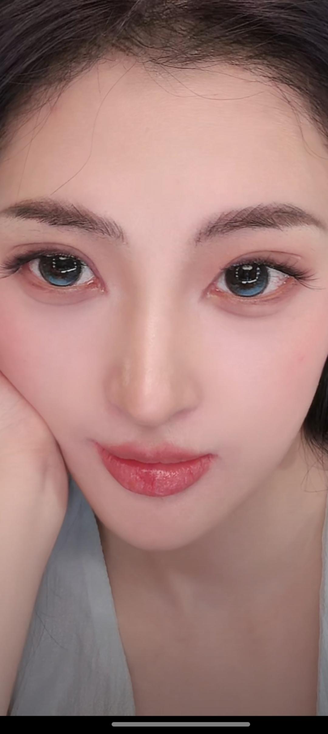 这位小姐姐好温柔哦！