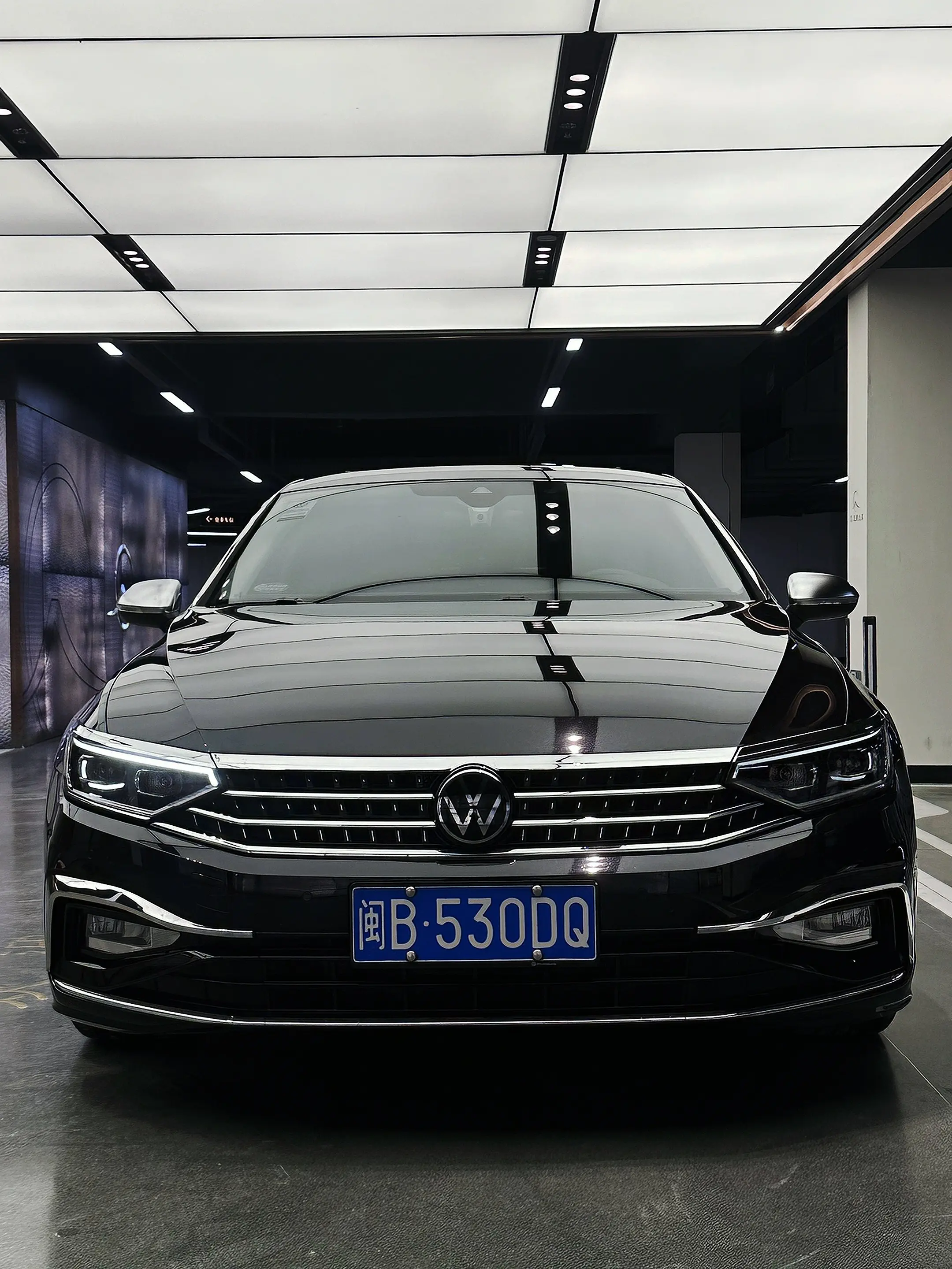 别拿10几万提的迈腾和我23万提的比。