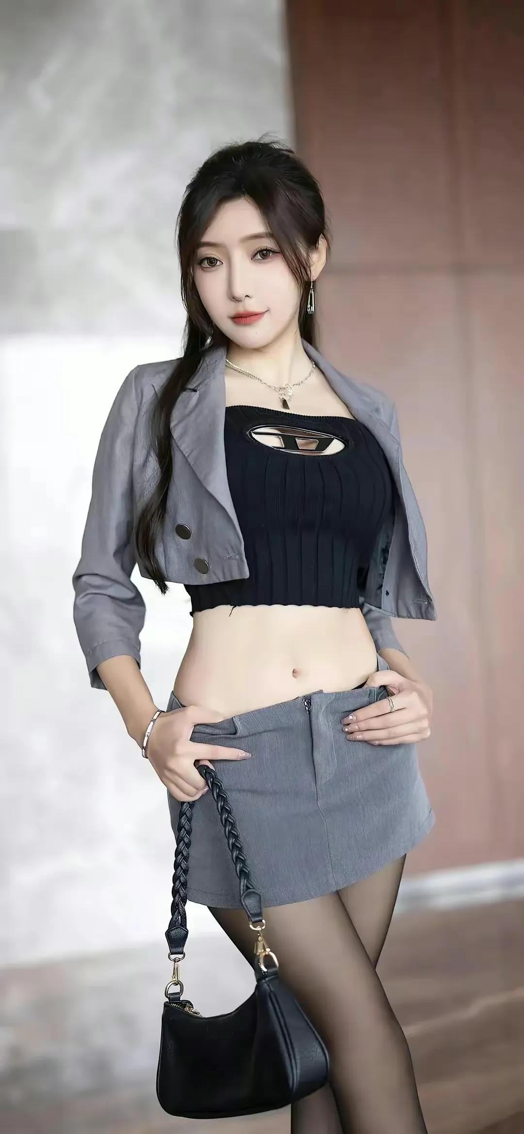 大美女瑶瑶，春装展示