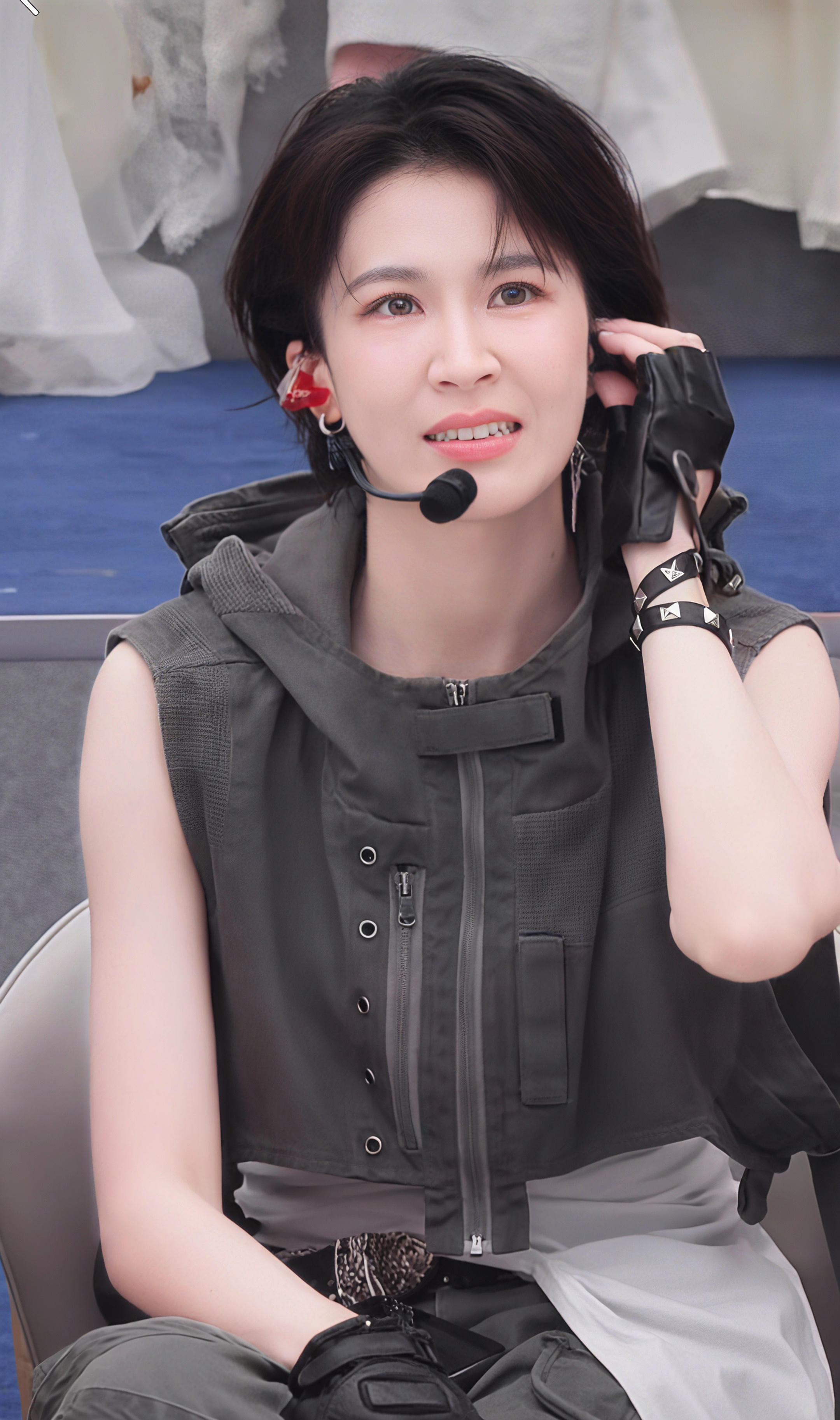 浪姐总决赛妆造  冰美式很喜欢曾沛慈 今晚曾沛慈太帅了，期待曾沛慈的精彩表演。