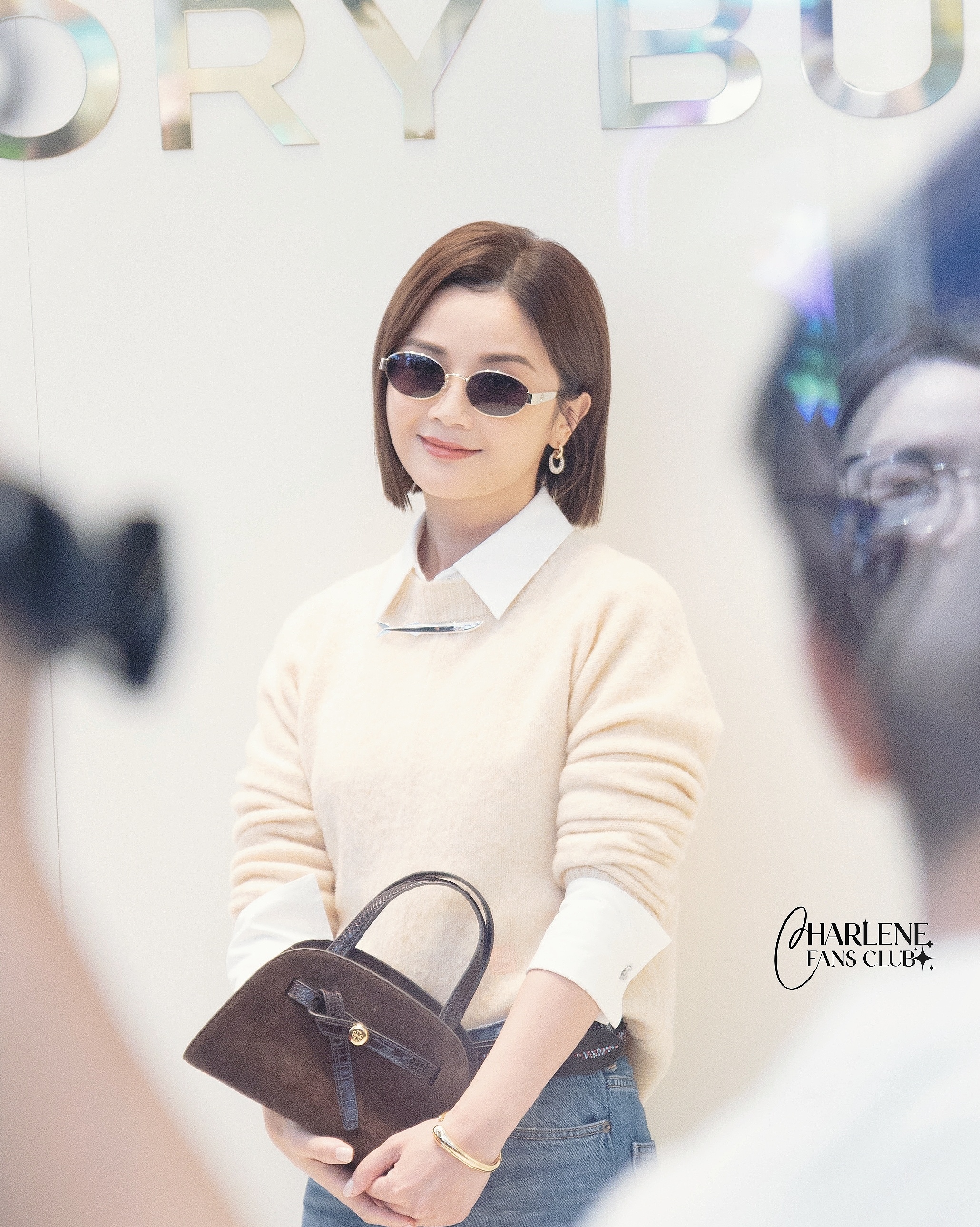 蔡卓妍[超话] ｜阿sa蔡卓妍 20260903 Tory Burch🇭🇰携