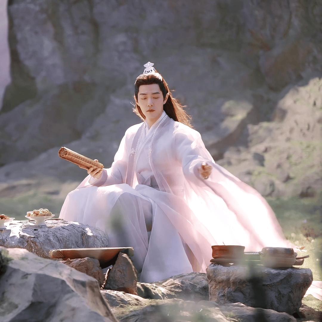 肖战时影肖战时影肖战玉骨遥 肖战时影 玉骨遥的审美真的非常高级，太美了！~