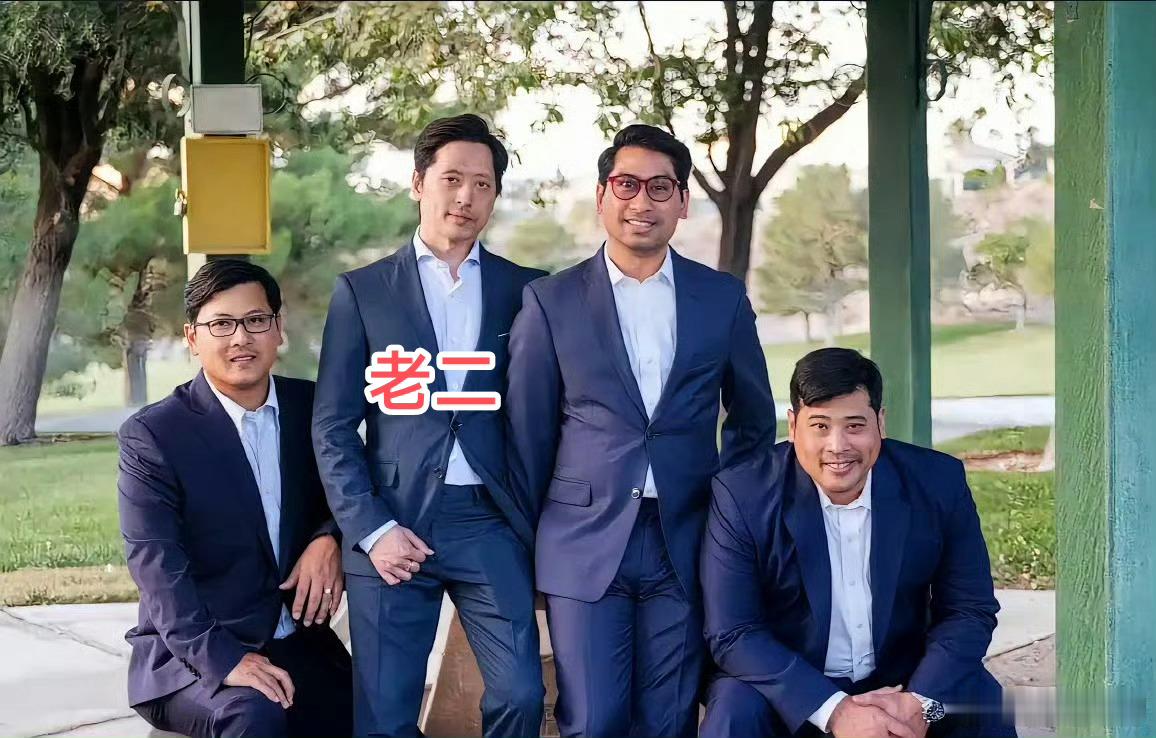 泰国王室流亡四子中的二王子近日发帖称，他早已与另外三兄弟决裂，兄弟之间已毫无瓜葛