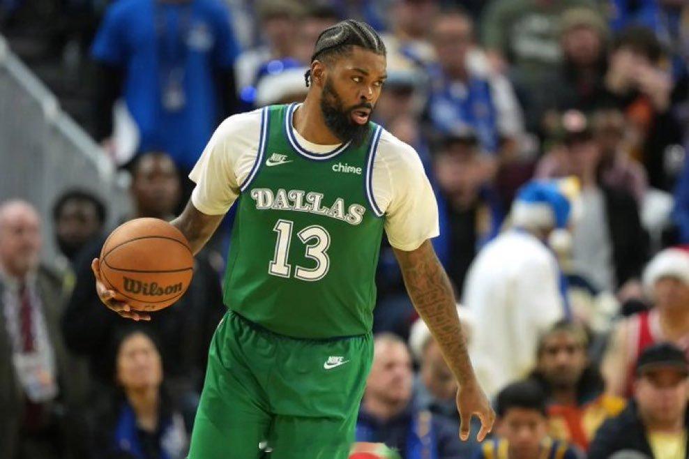 NBA交易 据Christian Clark报道，即使有很多争冠球队询问，独行侠