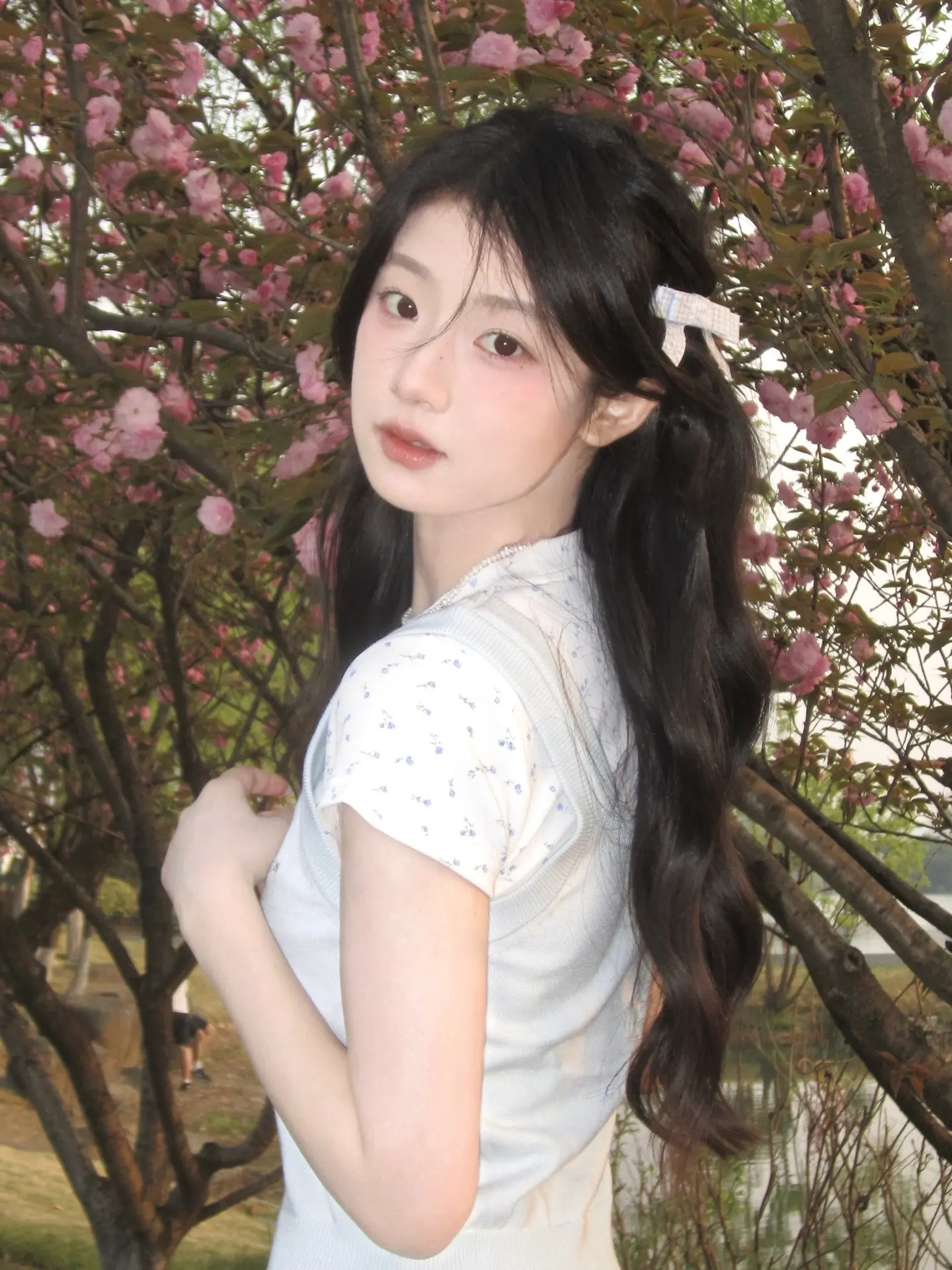我始终相信慢慢来的感情 一定会是如愿以偿的
春季氛围感照片