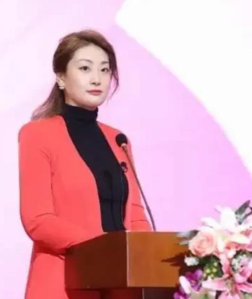 想不到，万万没想到！香港火灾这次捐款，本以为蜜雪冰城捐出2000万，已经让人破防