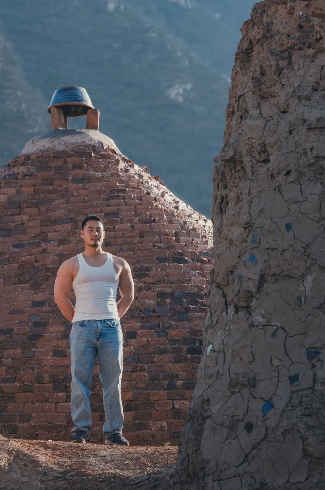 来！和我一起逛古窑