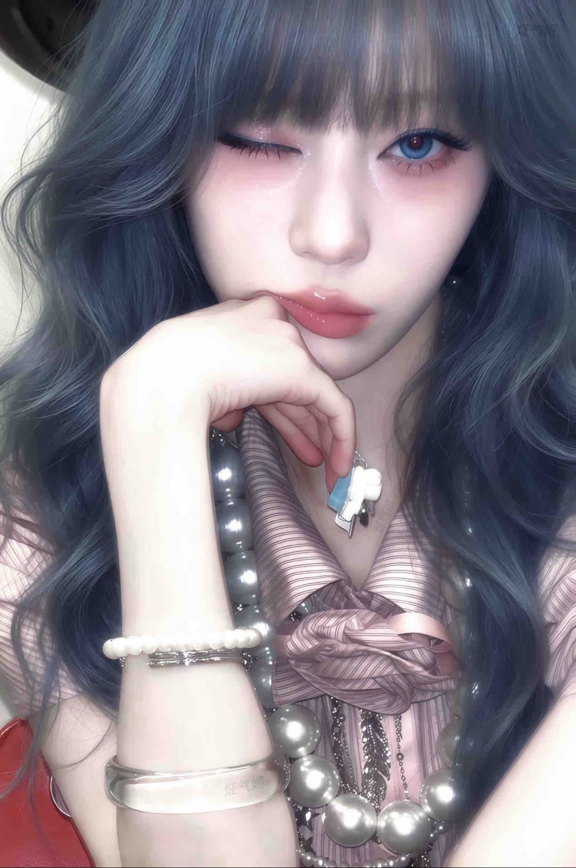 一大早起来就被这个金玟庭美得不行💫·🥺aespa KISSNTELL预告照