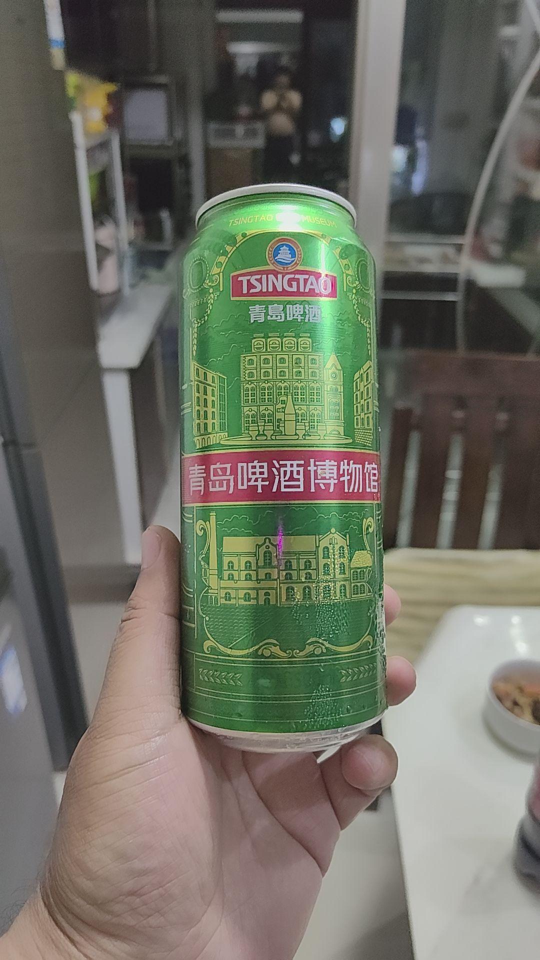 一罐啤酒快乐 我有啤酒你有故事吗 谁还没点小啤汽
