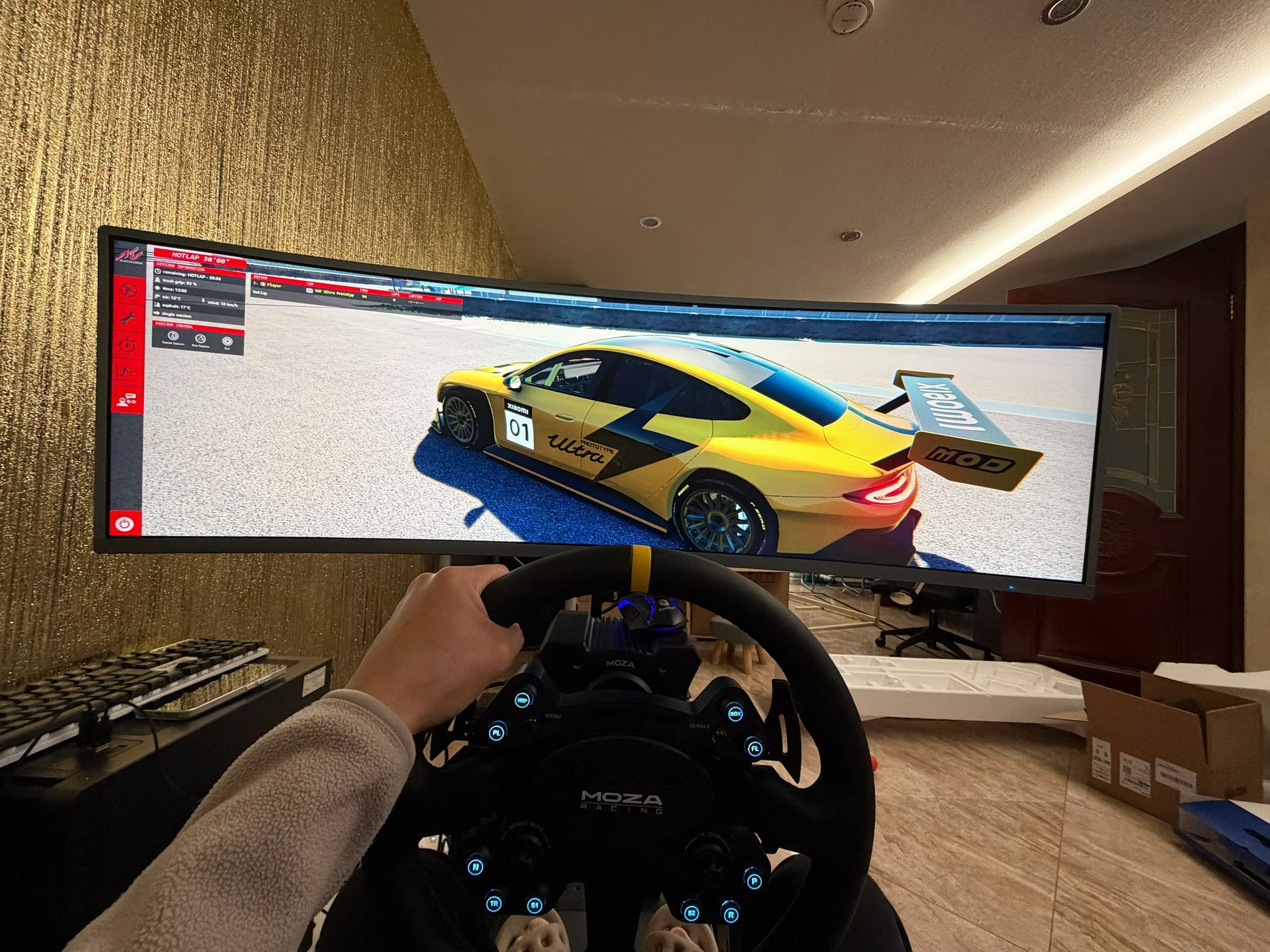 小李飞车 科目三考试说开车前未绕车一圈扣一百分，那么问题来了，请问正常思维的人小