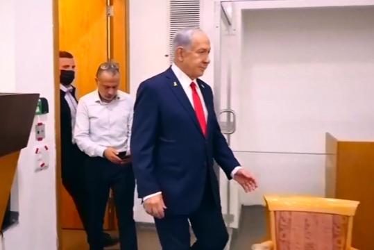 内塔尼亚胡法院过堂求赦免，总统称得“好好掂量”

12月1号，以色列总理内塔尼亚