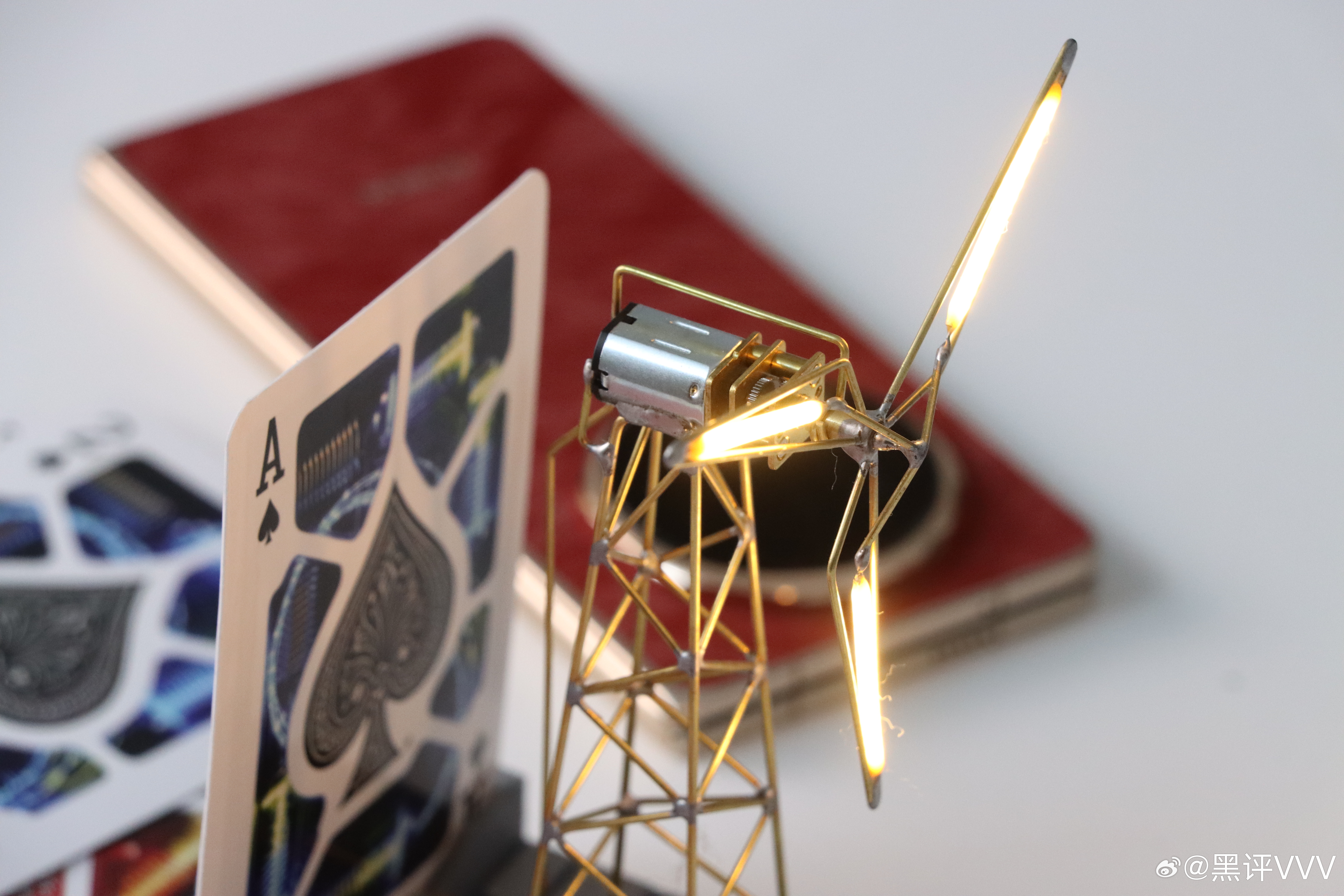 荣耀Magic V6超大容量青海湖电池这在目前整个行业也是绝无仅有的！ 