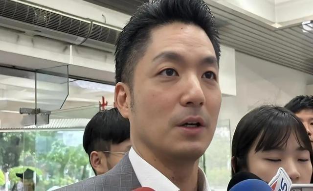 蒋万安：“我是台湾人、就是‘中华X国’国民，这就是我的立场”！ 今年48岁的蒋万