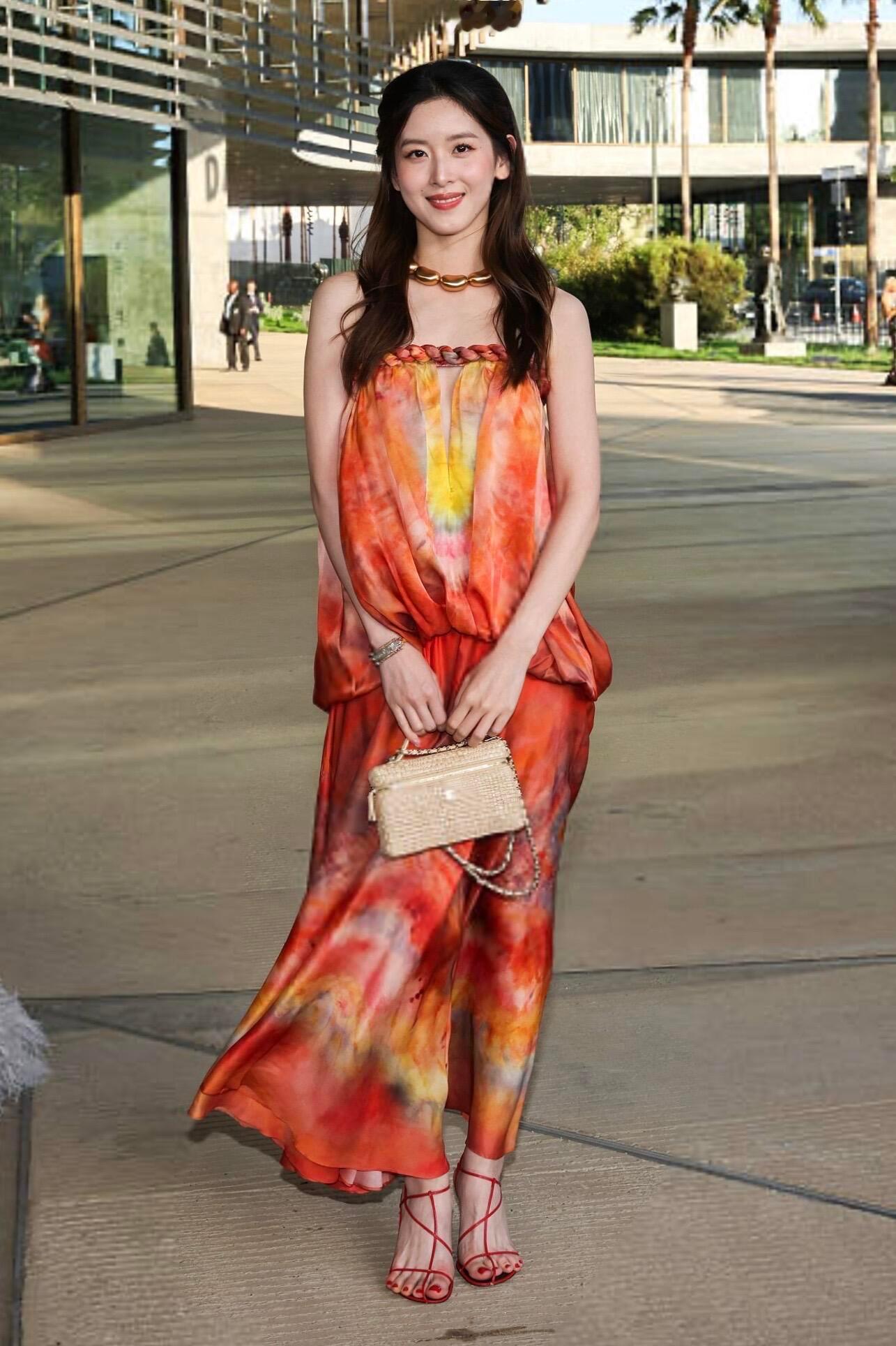 章泽天今日洛杉矶出席晚宴好牛的G社生图 