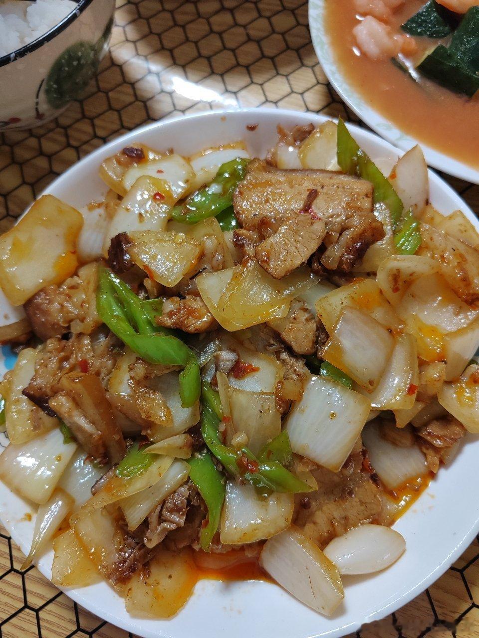 肚子饱了，心情就好了，道理就这么简单～ 